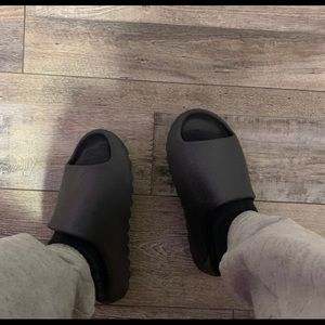 Black Yeezy look alike sides